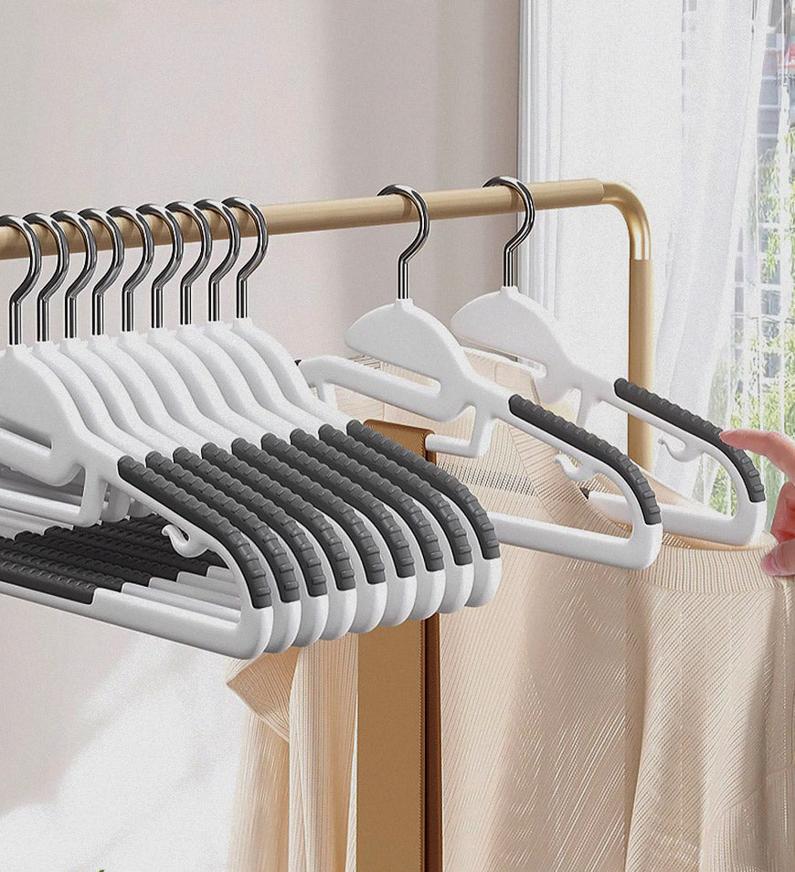 BlushBite® 20 Packs Hangers with Non-Slip Design F22