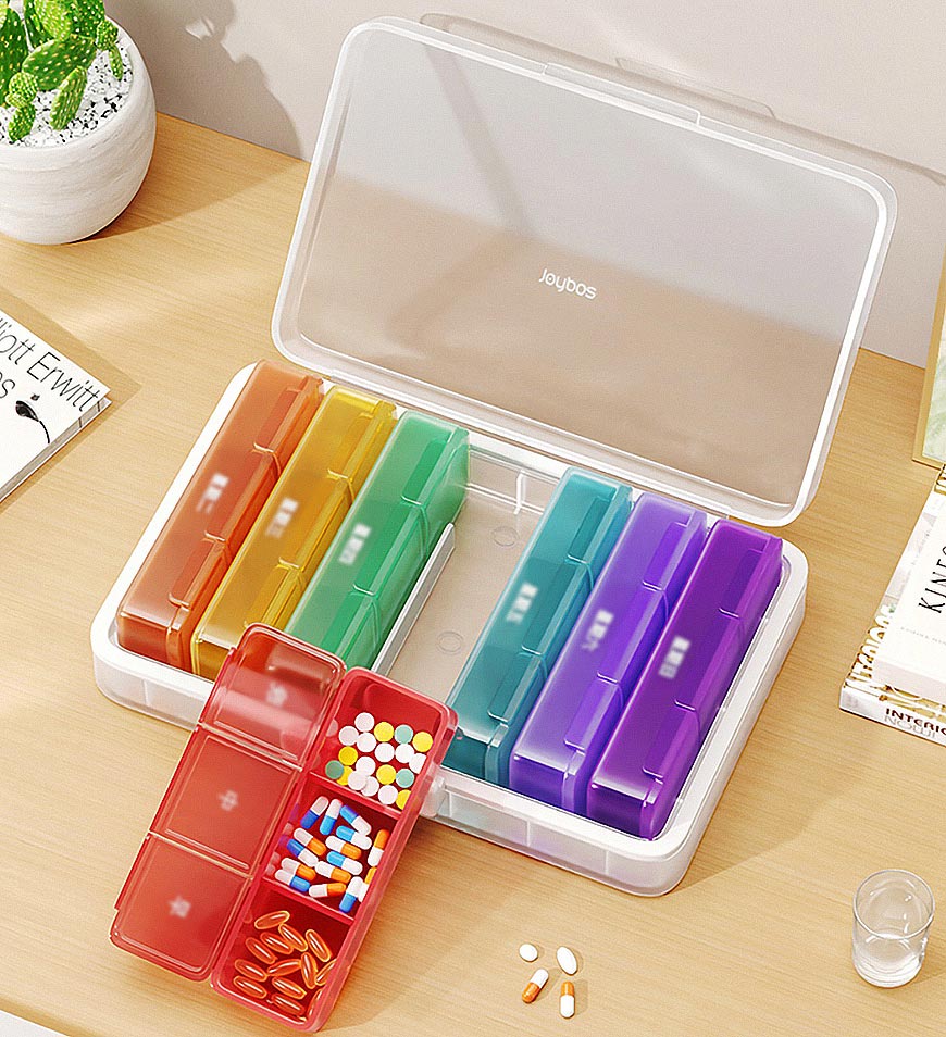 BlushBite® Weekly 7 Detachable Day Pill Organizer 3 Times A Day Z143