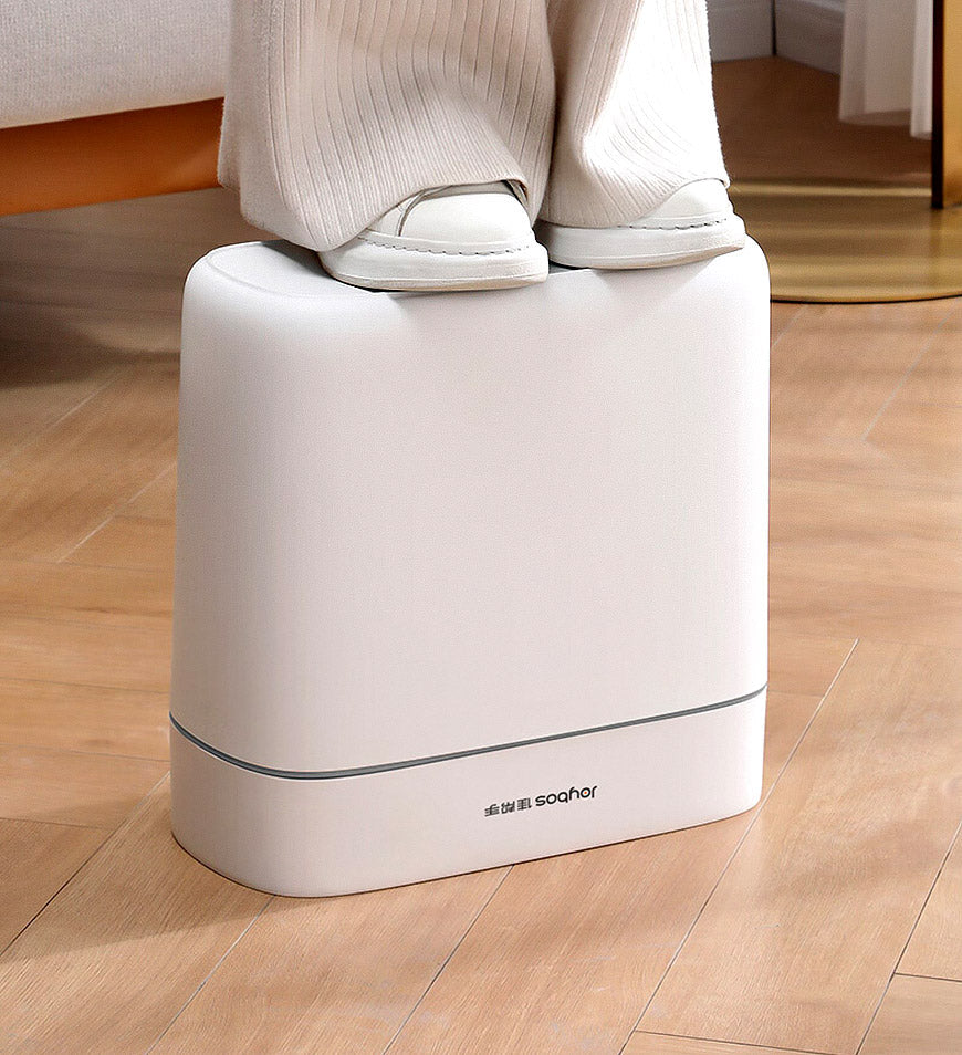 BlushBite® 3.7Gal Bathroom Narrow Trash Can Z125