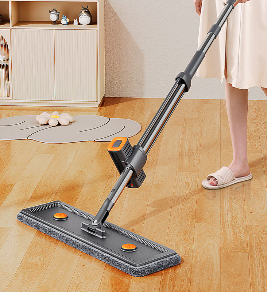 BlushBite® Flat Mop and Collapsible Bucket With Wheels Z148